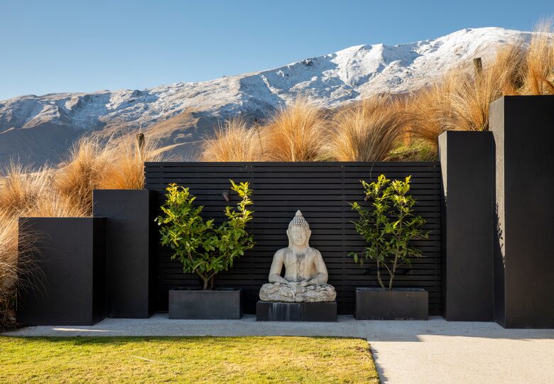 The Pinnacle of Privacy and Adventure - Queenstown, New Zealand