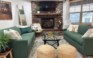 Ski-in, Ski-out Fun-Filled Getaway - Snowshoe, West Virginia