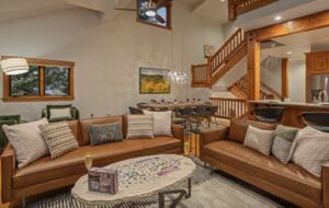 Snowflake Chalet - Moving Mountains - Steamboat Springs, Colorado