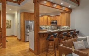 Snowflake Chalet - Moving Mountains - Steamboat Springs, Colorado