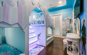 The Reunion Mansion - Reunion, Florida