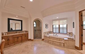 Refined Rancho Santa Fe Relaxation | Close to San Diego - San Diego, California