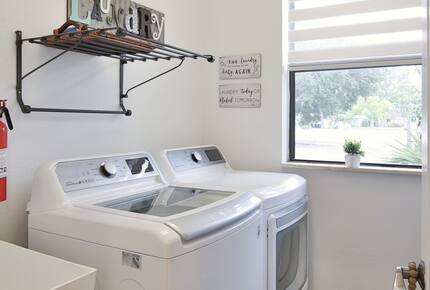 Siesta Key Tiki Hut Hideaway | With large private pool & spa - Sarasota, Florida