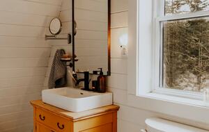 Luxury Bruce Peninsula A-Frame with 25 Private Acres and Private Trails! - Mar, Canada