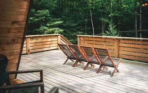 Luxury Bruce Peninsula A-Frame with 25 Private Acres and Private Trails! - Mar, Canada