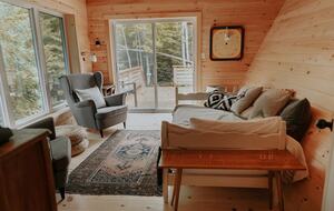 Luxury Bruce Peninsula A-Frame with 25 Private Acres and Private Trails! - Mar, Canada