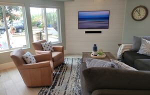 SoCal Beach Living | Steps to the Beach & Carlsbad Village - Carlsbad, California