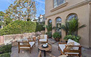 Luxurious Corona Del Mar Vacation Home - Newport Beach, California