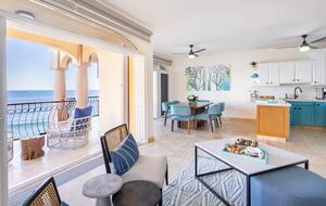 Las Olas Surfing - San Jose del Cabo, Mexico