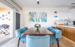 Las Olas Surfing - San Jose del Cabo, Mexico