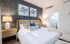 Las Olas Surfing - San Jose del Cabo, Mexico