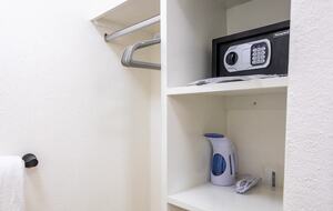 Las Olas Surfing - San Jose del Cabo, Mexico