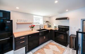 New modern Stowe Village Villa - Stowe, Vermont