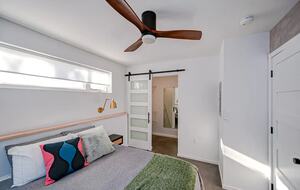 New modern Stowe Village Getaway - Stowe, Vermont