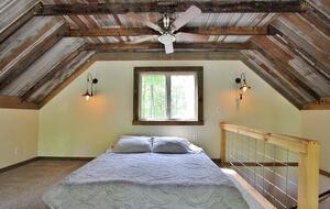 Scenic Catskills Escape: Charming House Amidst Nature’s Beauty - Saugerties, New York