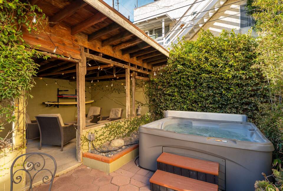 Surf Cottage - Oxnard, California