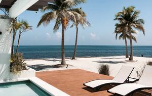 Beach Daze Retreat - Caye Caulker, Belize