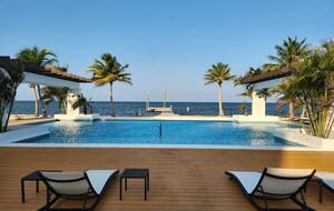 Beach Daze Retreat - Caye Caulker, Belize