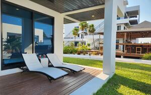 Beach Daze Retreat - Caye Caulker, Belize