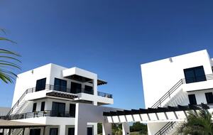 Beach Daze Retreat - Caye Caulker, Belize