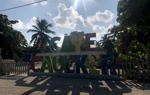 Beach Daze Retreat - Caye Caulker, Belize
