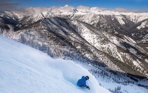 Panorama Mountain Escape - sleeps 12, Private Hot tub - Panorama, Canada