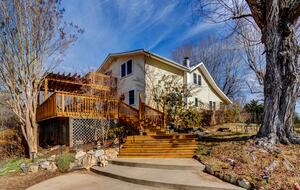 1906 Private Farmhouse near Asheville - Leicester, North Carolina