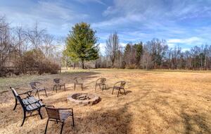 1906 Private Farmhouse near Asheville - Leicester, North Carolina