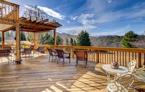 1906 Private Farmhouse near Asheville - Leicester, North Carolina