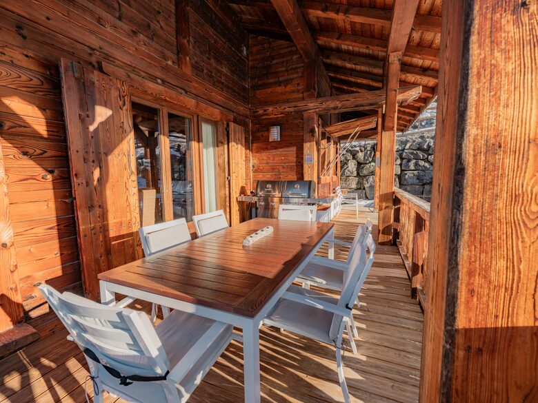 The Hideaways Club - Chalet Lumiere - Morzine, France