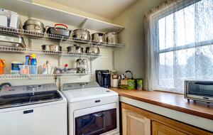 1906 Private Farmhouse near Asheville - Leicester, North Carolina