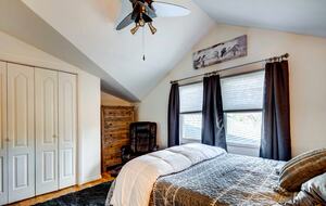 1906 Private Farmhouse near Asheville - Leicester, North Carolina