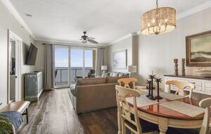 Panama City Beach Oceanfront Upper Floor Condo - Panama City Beach, Florida