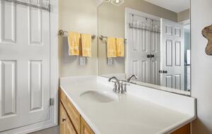 Panama City Beach Oceanfront Upper Floor Condo - Panama City Beach, Florida