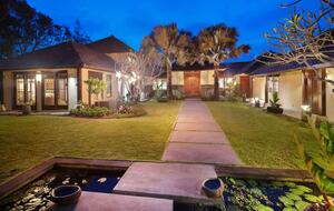 North Shore Oahu Bali Villa on the Beach - Kahuku, Hawaii