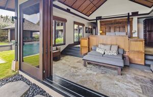 North Shore Oahu Bali Villa on the Beach - Kahuku, Hawaii