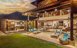 North Shore Oahu Bali Villa on the Beach - Kahuku, Hawaii