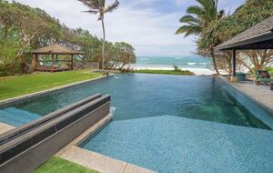 North Shore Oahu Bali Villa on the Beach - Kahuku, Hawaii