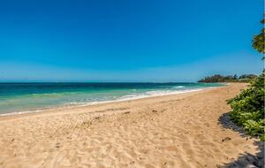 North Shore Oahu Bali Villa on the Beach - Kahuku, Hawaii