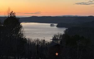 Whispering Winds Mountain Retreat - Ellijay, Georgia