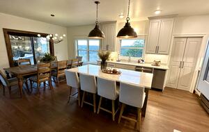 Whispering Winds Mountain Retreat - Ellijay, Georgia