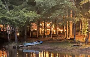 Lake House Retreat on the shores of Lake Hartwell in Seneca - Seneca, South Carolina
