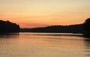 Lake House Retreat on the shores of Lake Hartwell in Seneca - Seneca, South Carolina