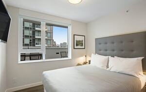 Quintess Collection - The Richards - Vancouver, Canada