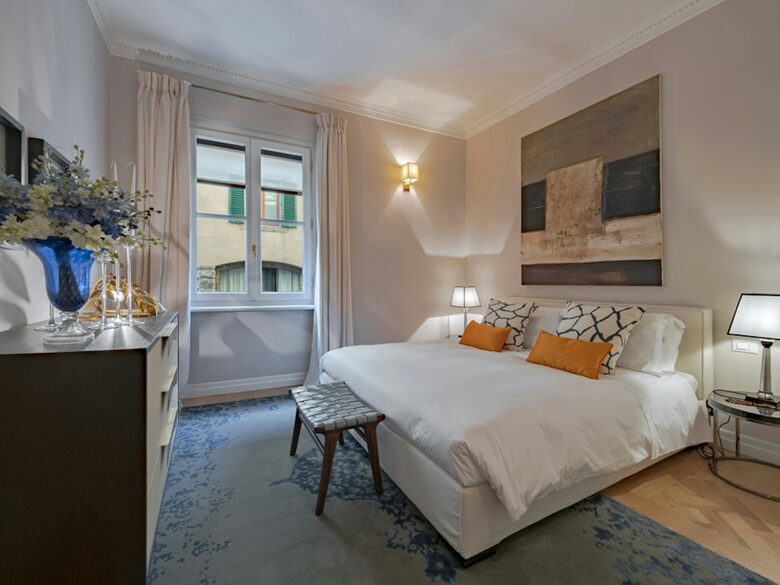 Quintess Collection - Unicko - Florence, Italy