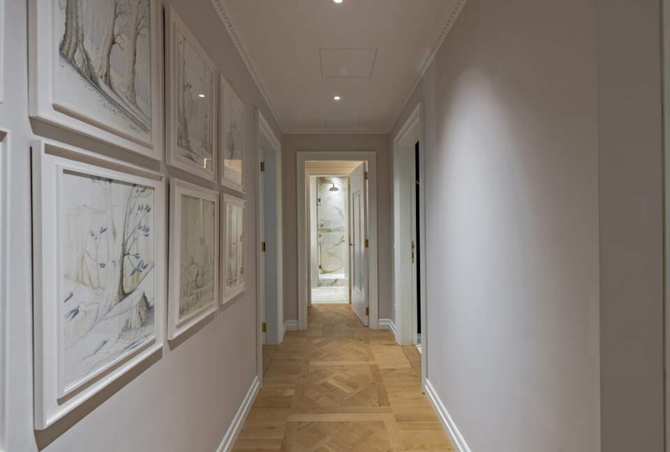 Quintess Collection - Unicko - Florence, Italy