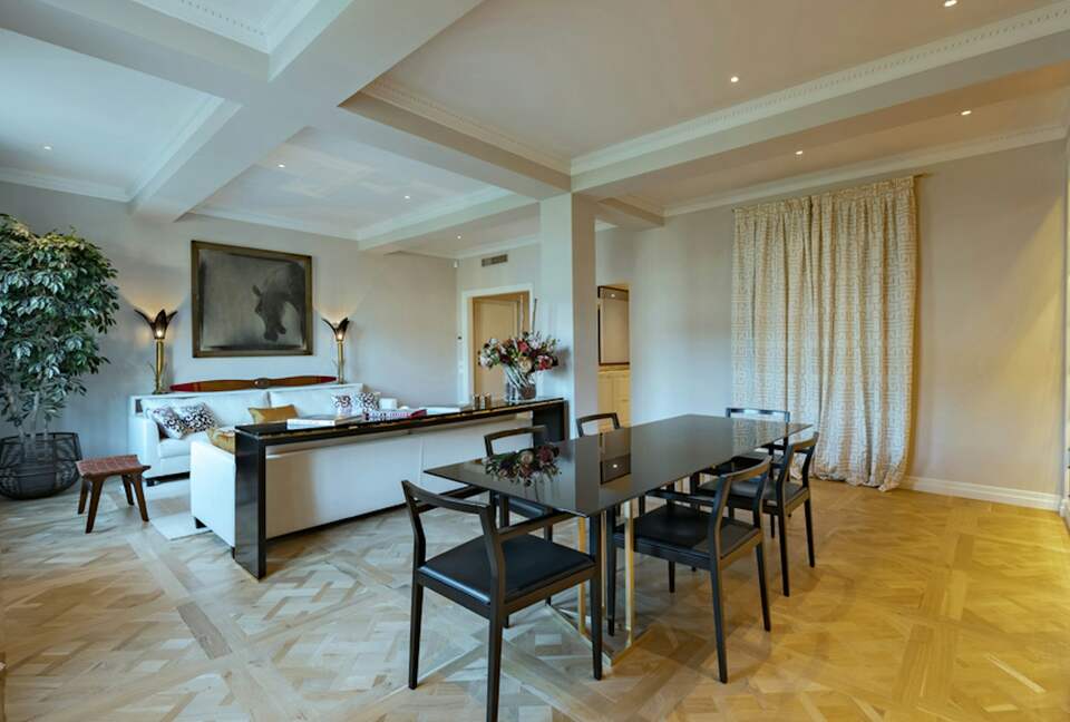 Quintess Collection - Unicko - Florence, Italy