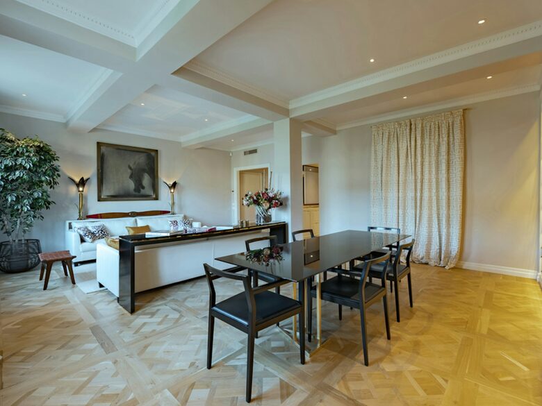 Quintess Collection - Unicko - Florence, Italy