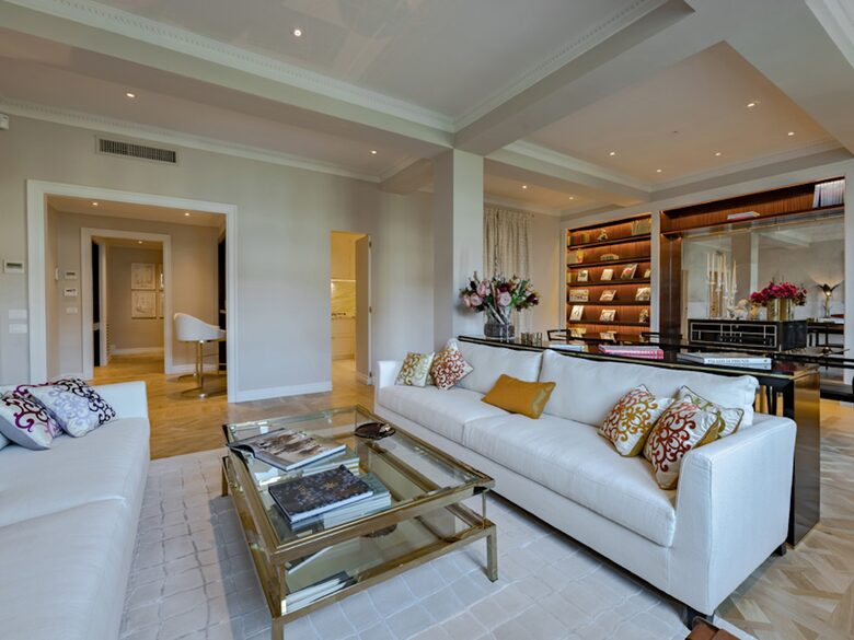 Quintess Collection - Unicko - Florence, Italy