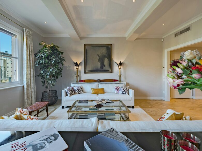 Quintess Collection - Unicko - Florence, Italy